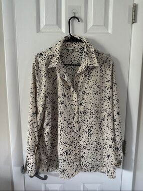 Cream Button-Up Blouse with Black Speckle Print